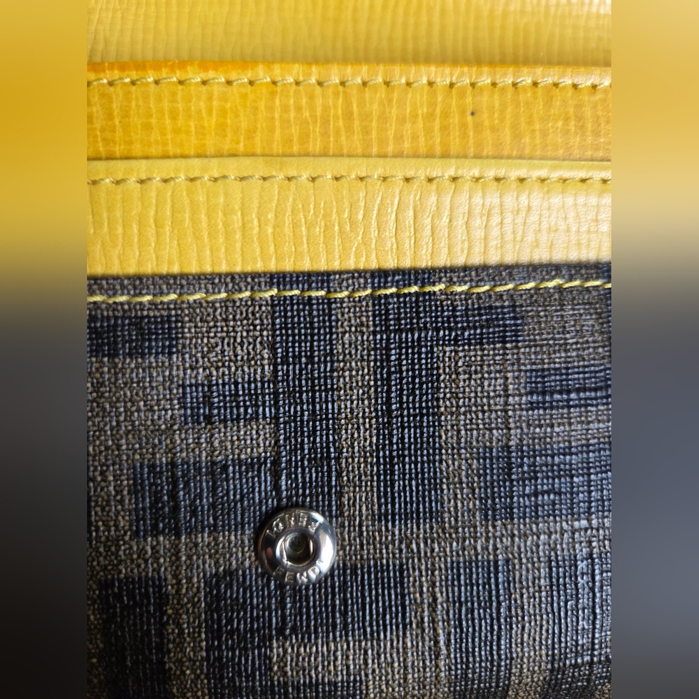 Authentic Fendi Monogram Wallet - Picture 6 of 9